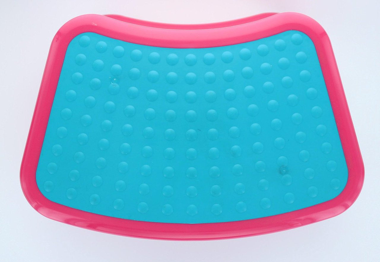 Disney Doc McStuffins 'Cuddle Expert' Step Stool