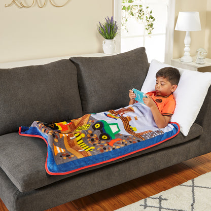 EVERYDAY KIDS Toddler Throw Blanket - Under Construction
