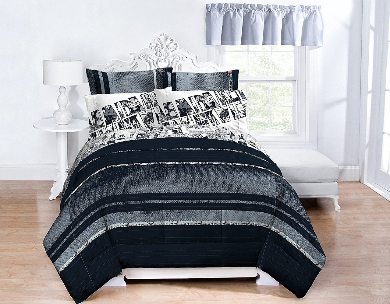 Marvel Avengers 'Lifestyle Stripe' Queen/King Comforter