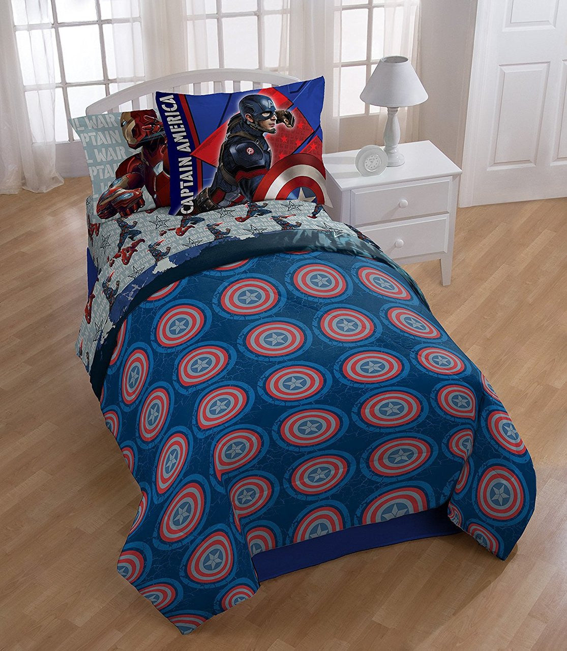 Captain America 'Civil War Lightning' Twin Bed-In-A-Bag
