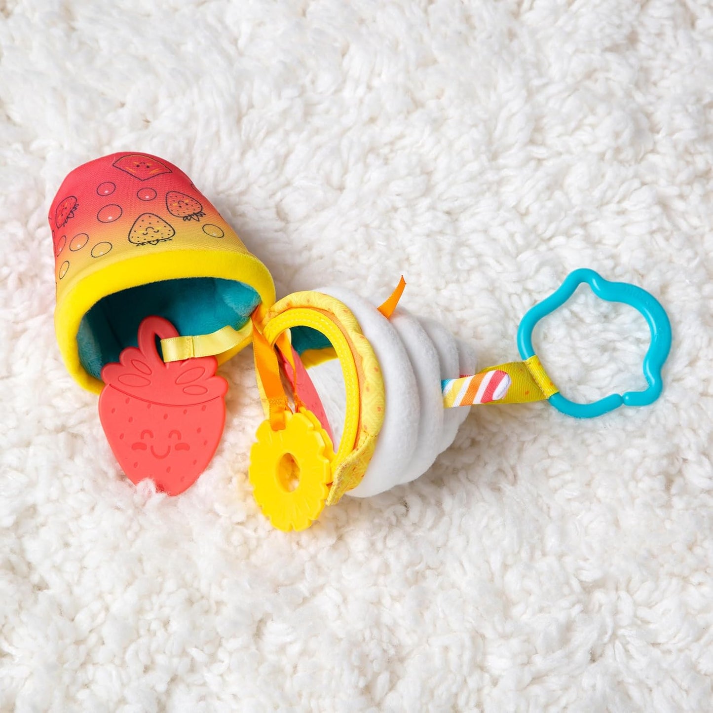 Melissa & Doug Bubble Tea Take-Along Pretend Play Drink Toy