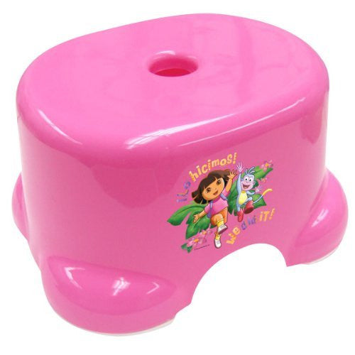 Dora the Explorer Petite Step Stool