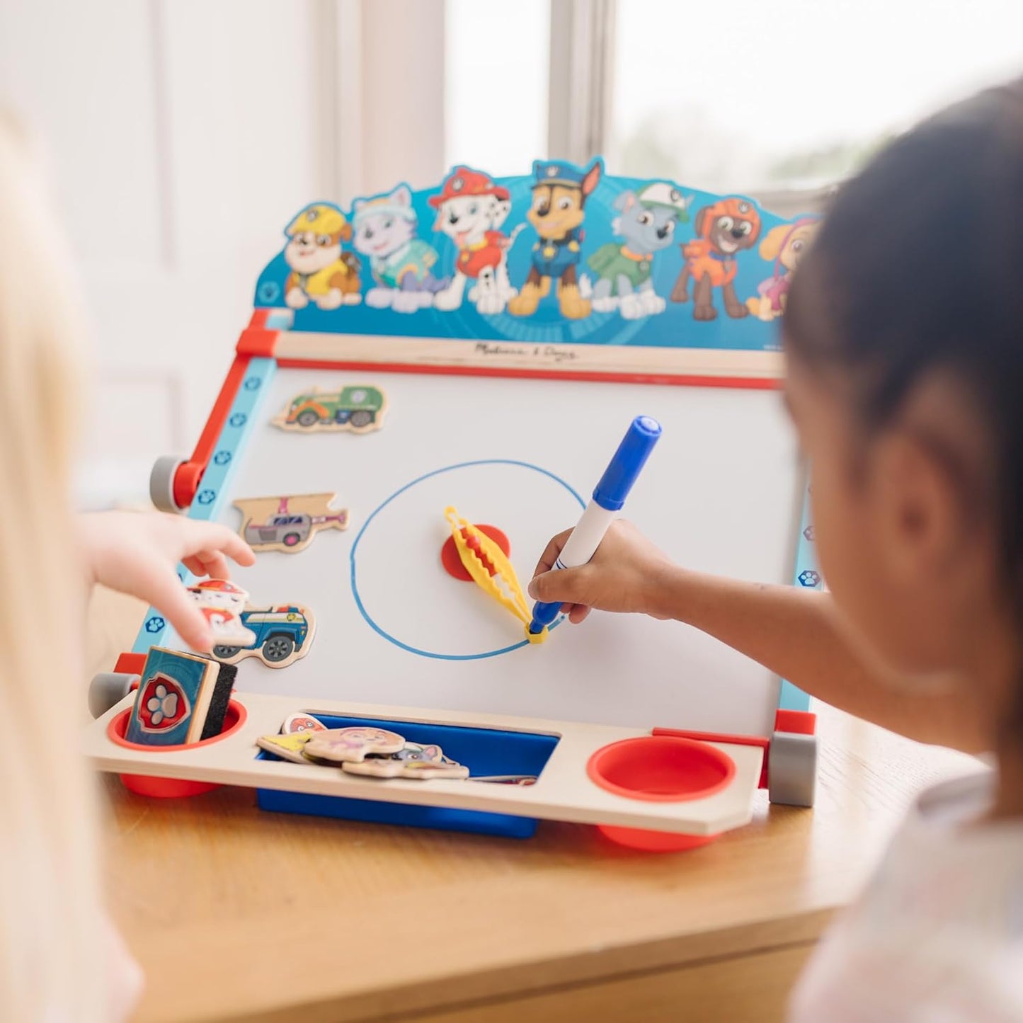 Melissa & Doug PAW Patrol Wooden Double-Sided Tabletop Art Center Easel, 33 Pieces, Art & Drawing Activity Toy for Kids Ages 3+