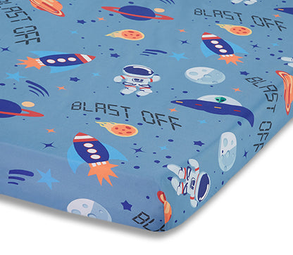 EVERYDAY KIDS Fitted Crib Sheet - Outerspace Adventures