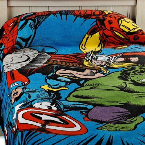 Marvel Heroes 'Super Heroes' Twin / Full Size Plush Blanket - 62" by 90" - Avengers