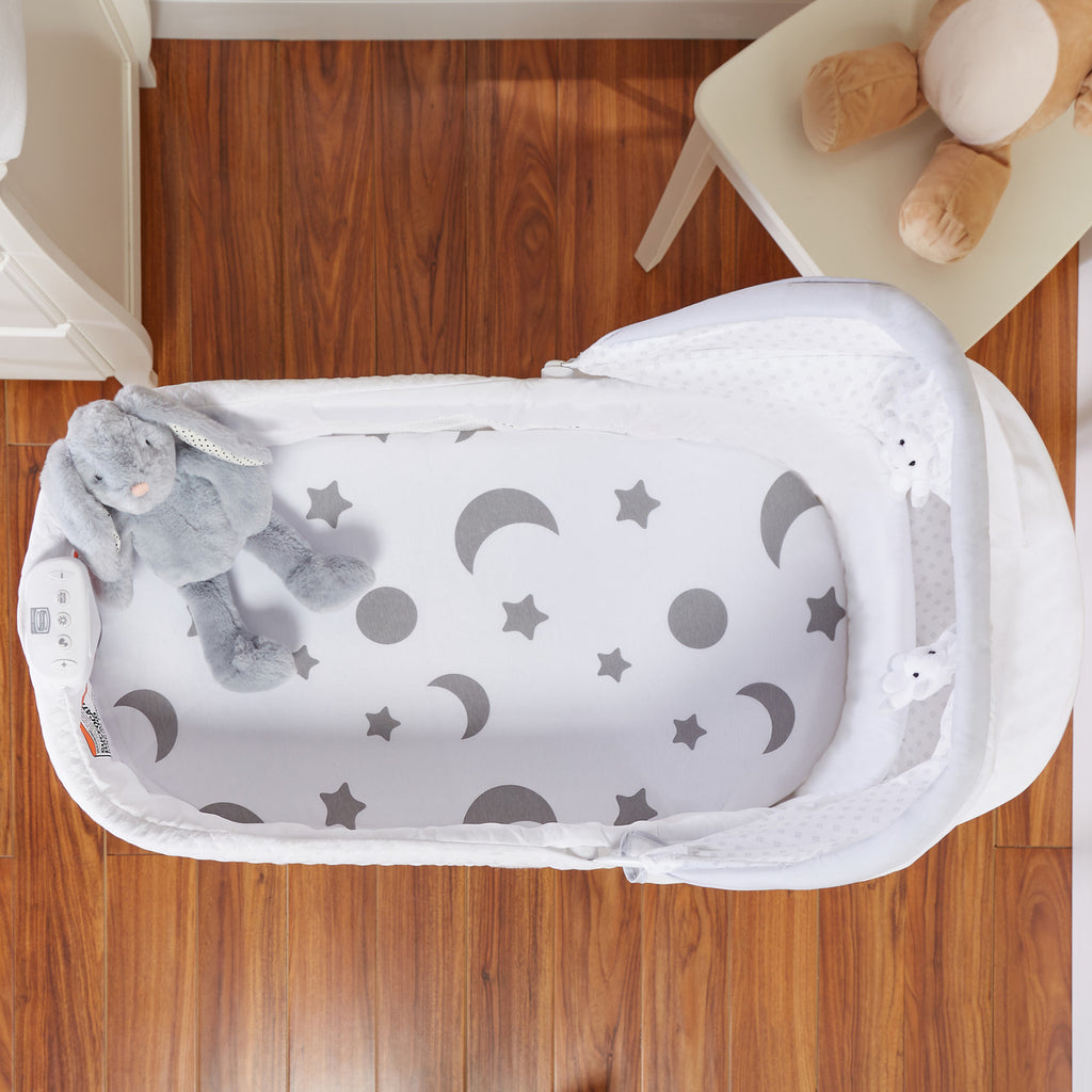 EVERYDAY KIDS 2 Pack Bassinet Sheet Set - Gray/White Chevron & Moon Stars