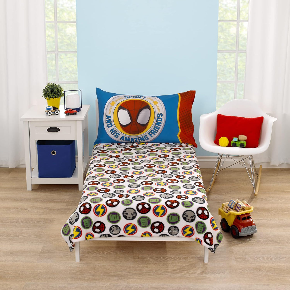Marvel Avengers Super Soft Plush Toddler Blanket, 40x50 Spider-Man, Hulk, Black Panther & Captain Marvel Fleece Stroller & Crib Blanket, Multicolor
