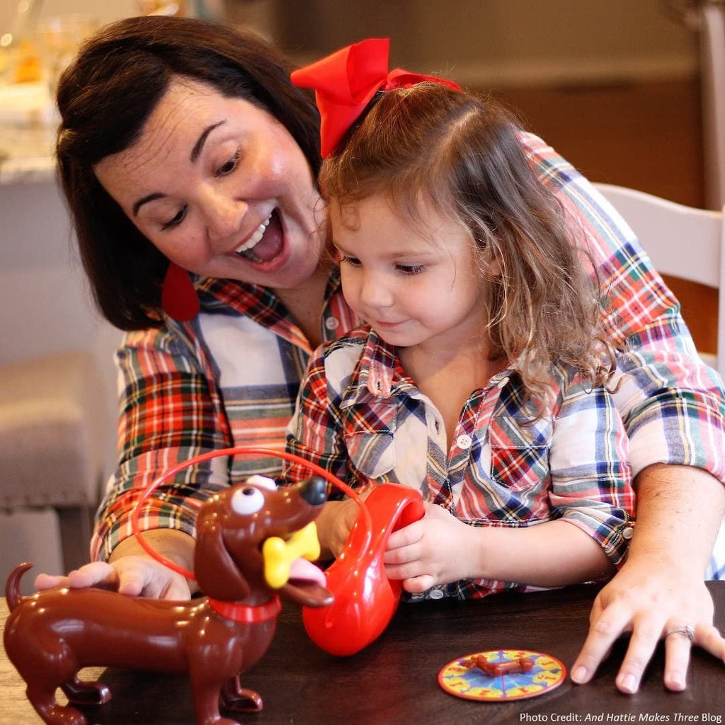 Doggie Doo - Squeeze The Leash Poop The Food Game