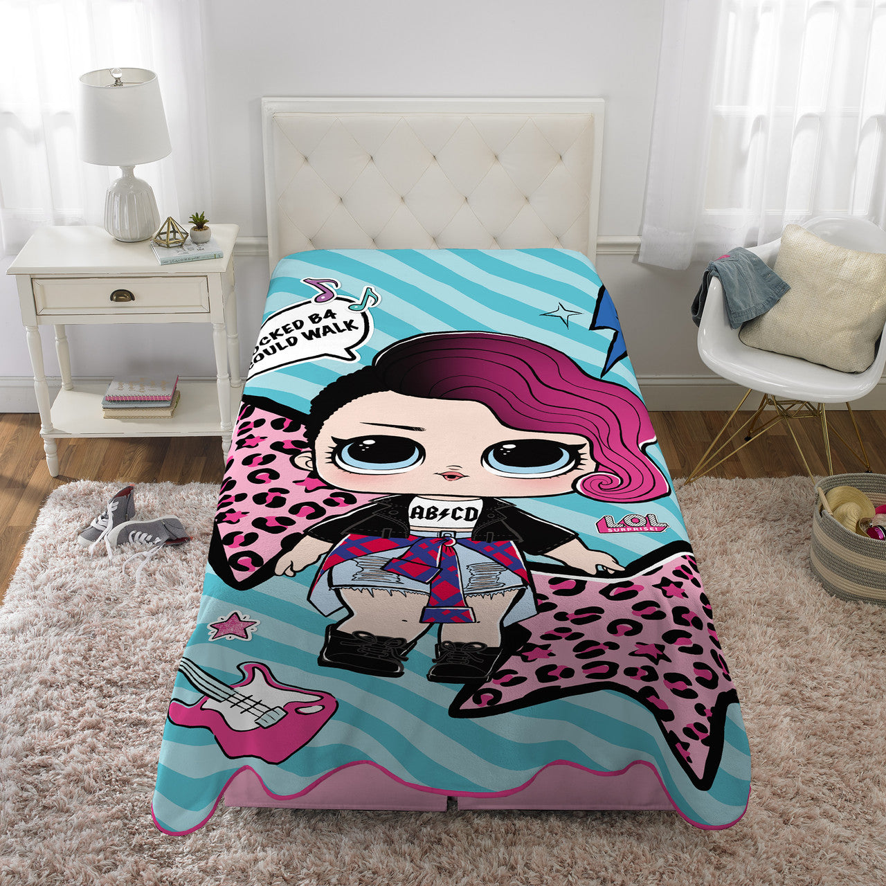L.O.L. Surprise! ' I Rocked B4 I Could Walk' Plush Blanket