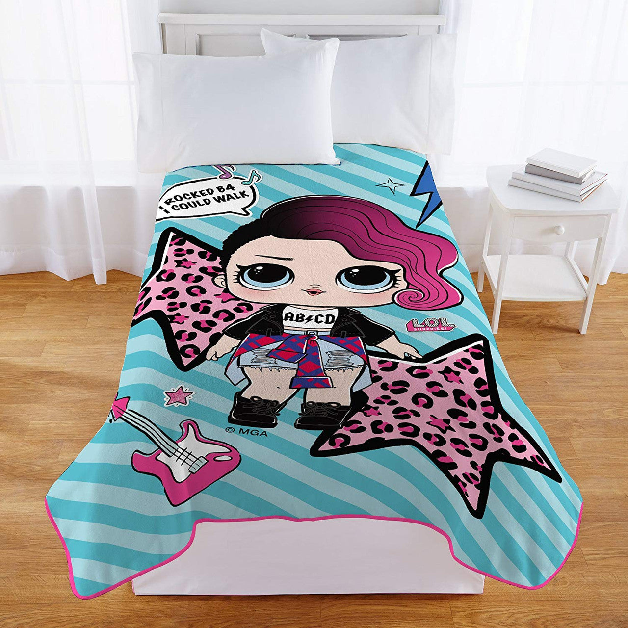 L.O.L. Surprise! ' I Rocked B4 I Could Walk' Plush Blanket