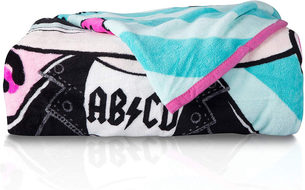 L.O.L. Surprise! ' I Rocked B4 I Could Walk' Plush Blanket