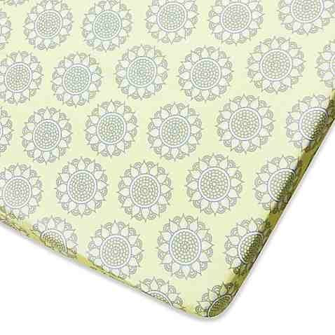 Wendy Bellissimo??ñ?? Mix & Match Gracie Fitted Crib Sheet in Yellow