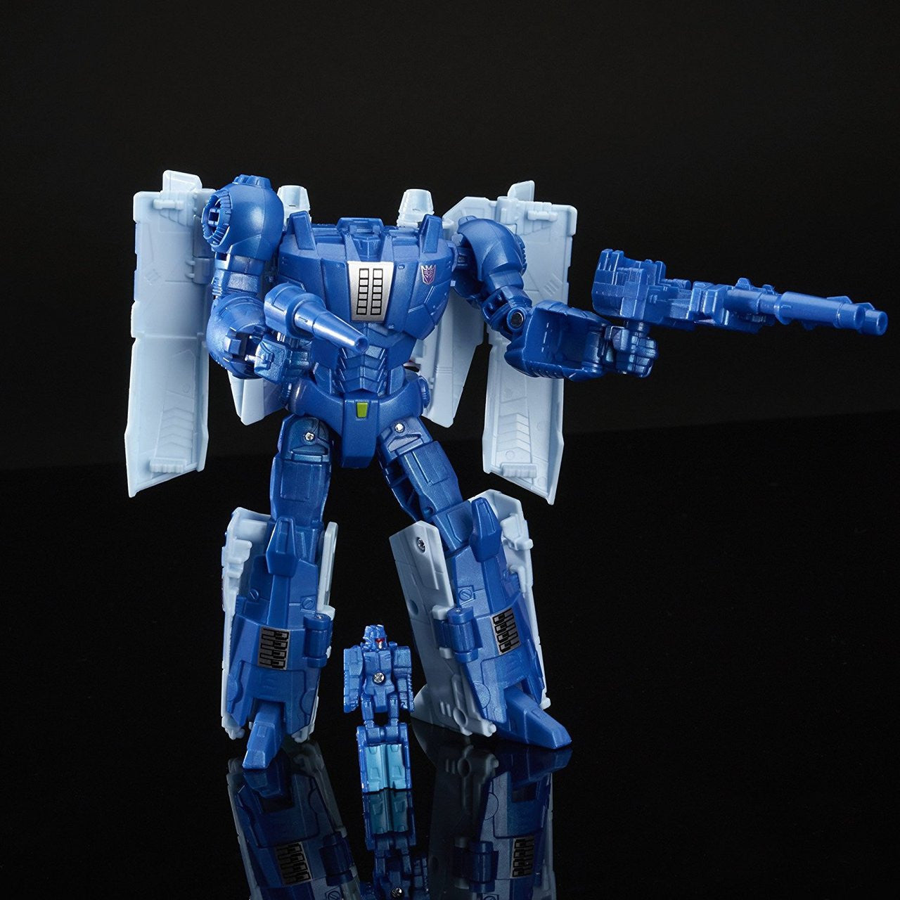 Transformers Generations: Titans Return 'Fracas and Scourge' Figure