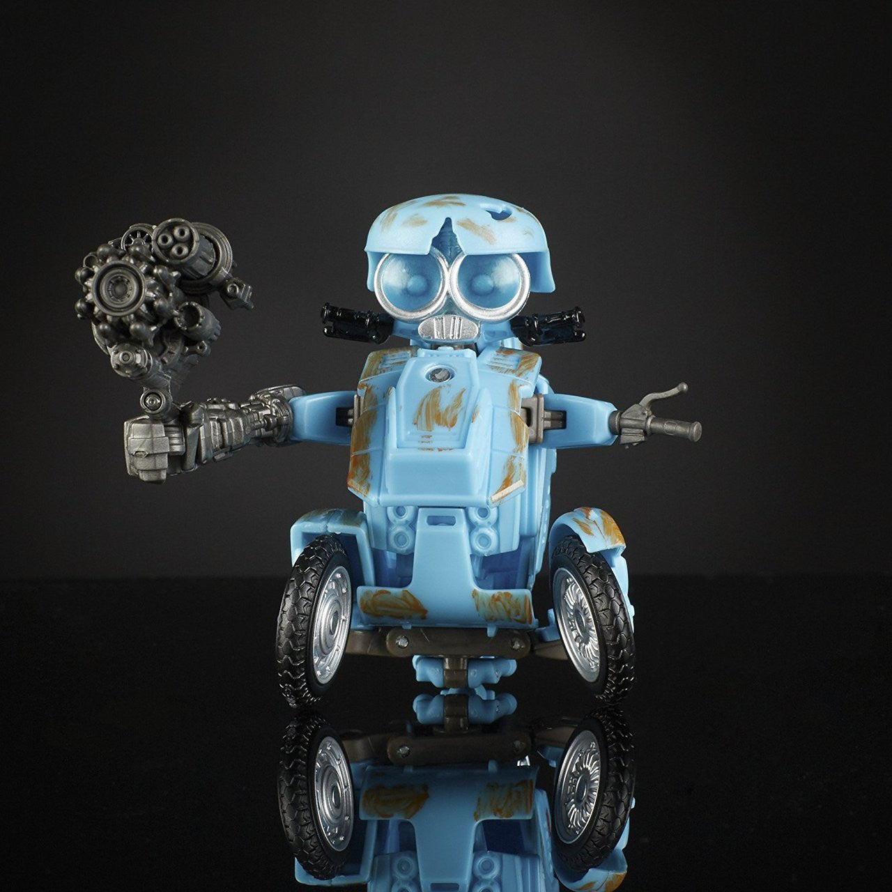 Transformers: The Last Knight  Autobot Sqweeks