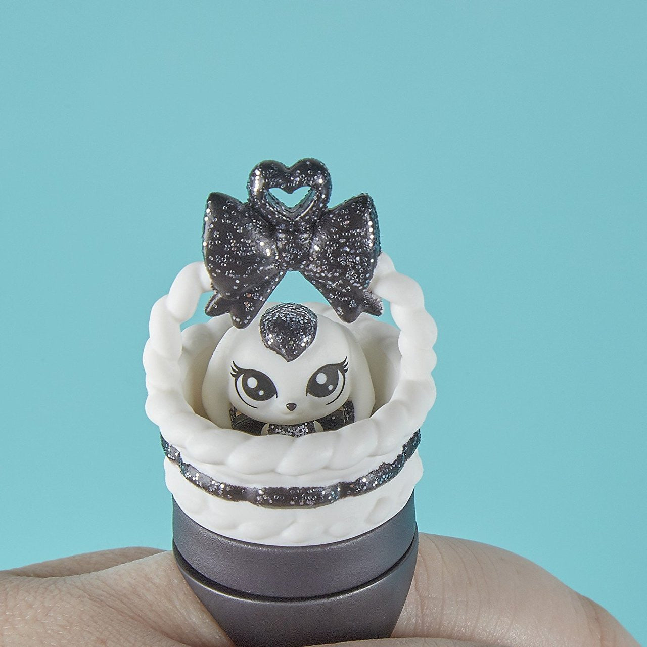 Littlest Pet Shop Black & White Pet Pack- Collection 3