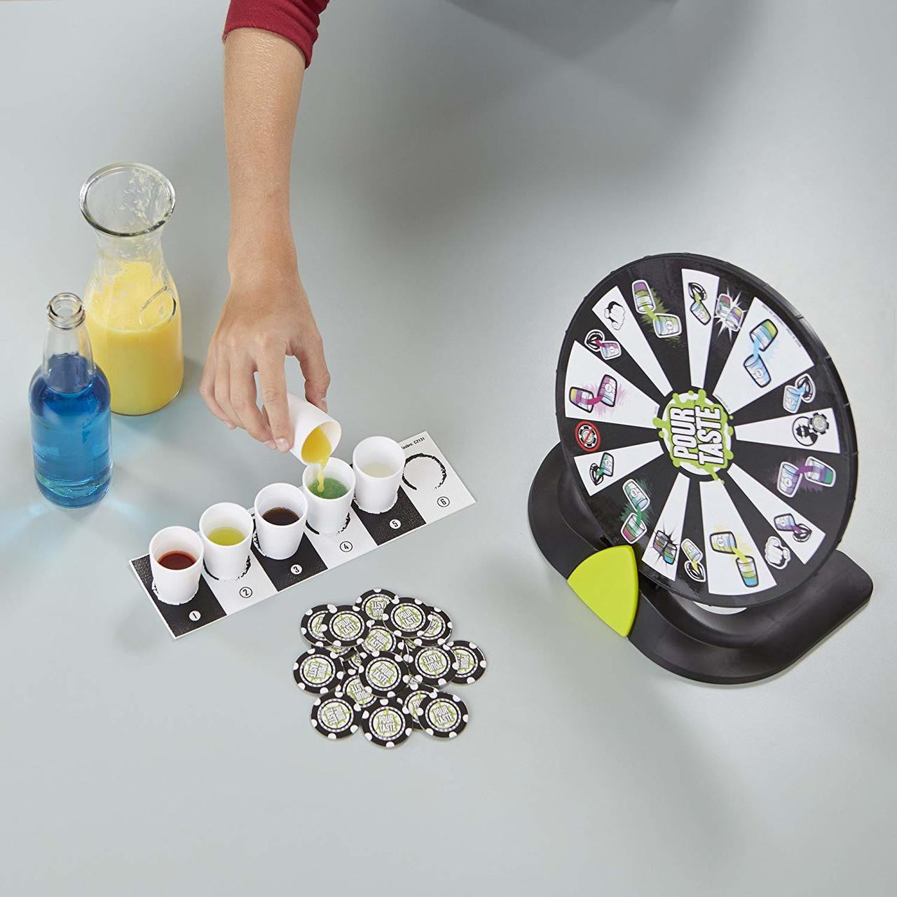 Hasbro Pour Taste Game