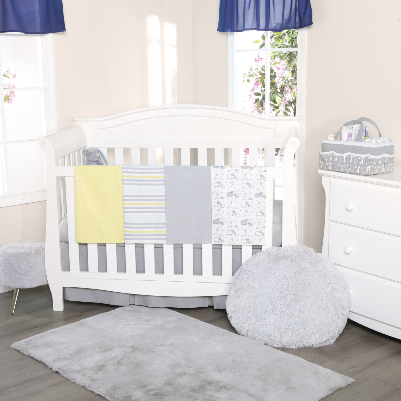 EVERYDAY KIDS 4 Pack Flannel Receiving Baby Blanket Set - Sheeps/Stripes