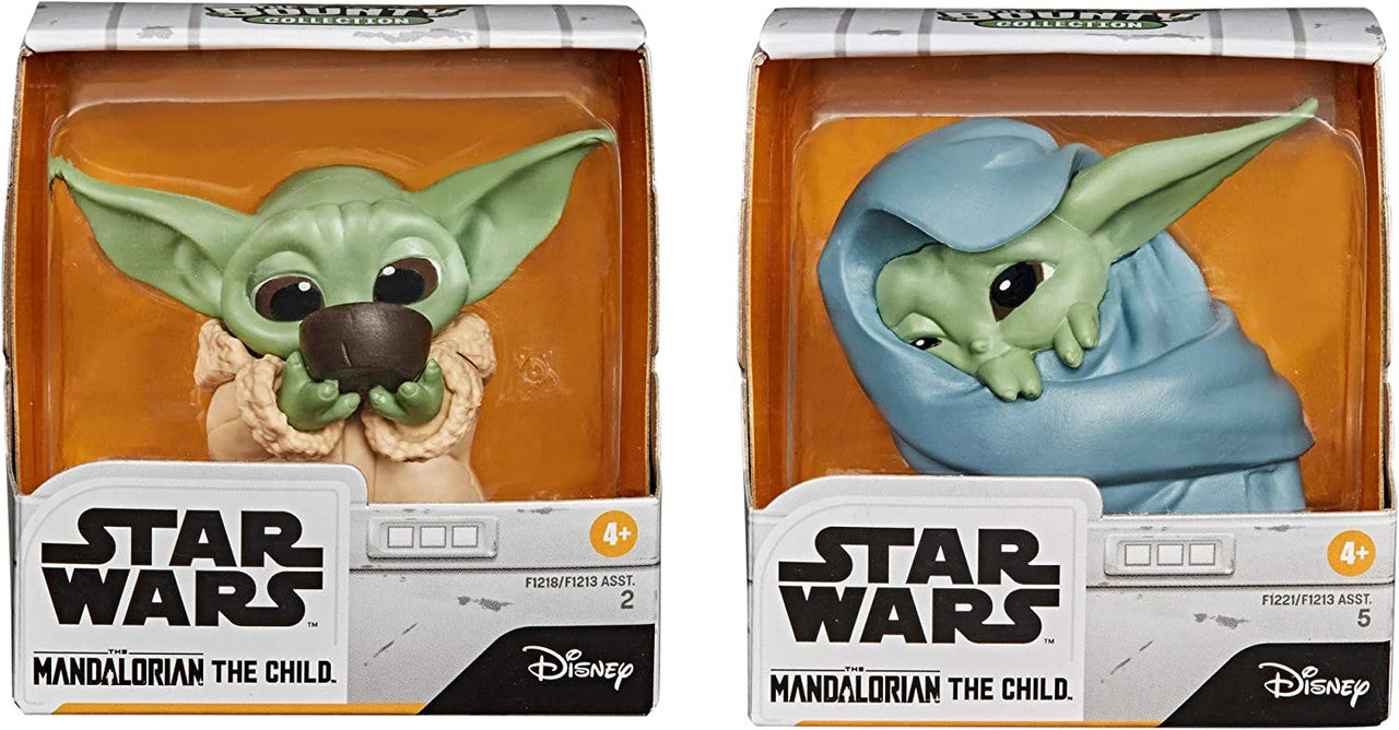 Star Wars The Bounty Collection 2 Pack “Baby Yoda” Sipping Soup, Blanket-Wrapped Figure