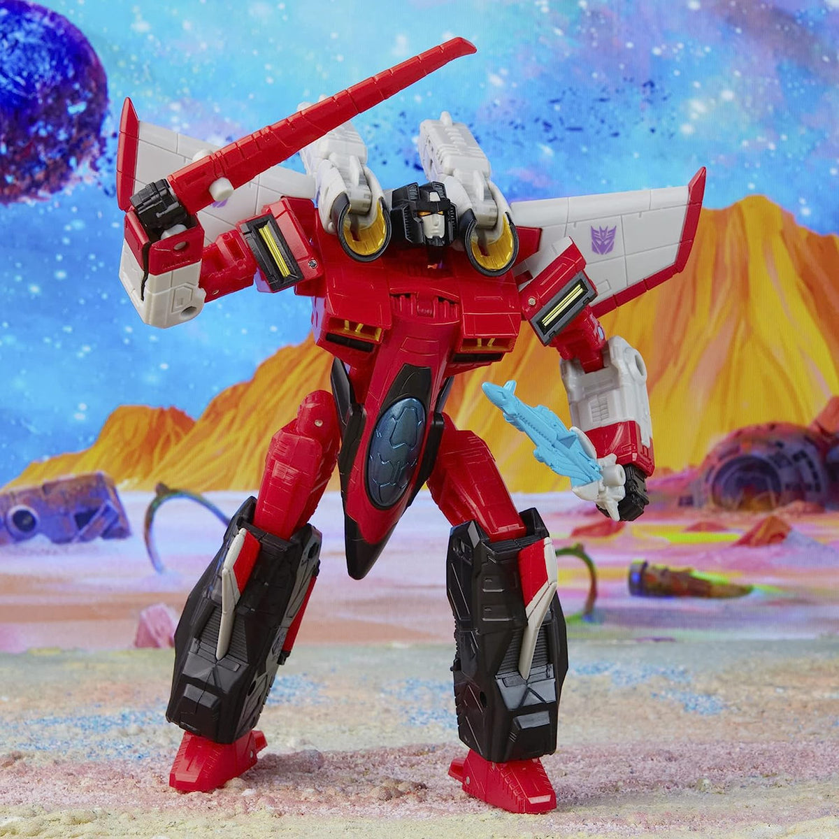 Transformers Legacy Voyager Armada Universe Starscream Action Figure