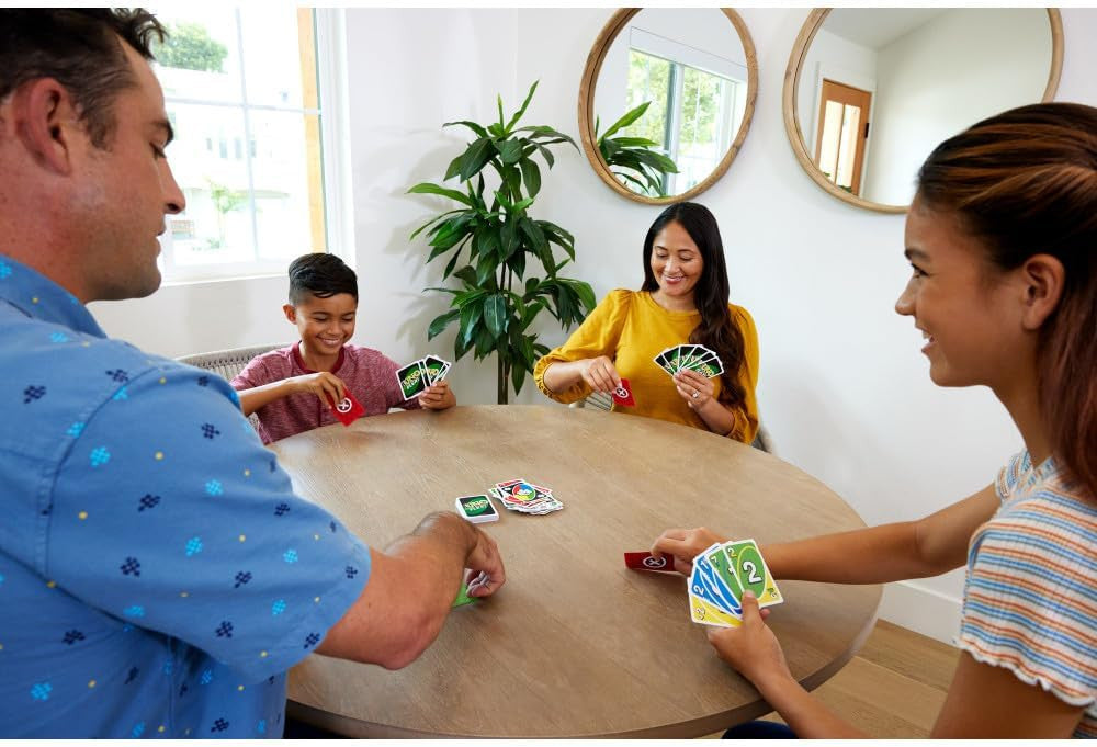 UNO Flex Card Game