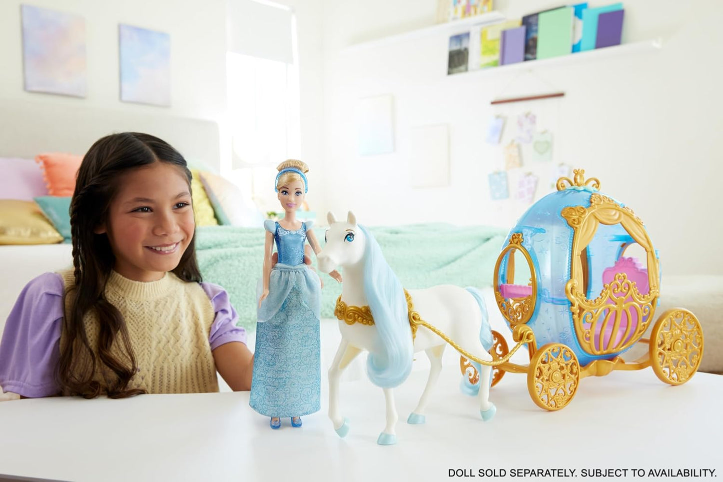 Disney Princess Cinderella’s Rolling Carriage with Gold Details, White Horse with Brushable Mane & Tail, Inspired by Disney Movie