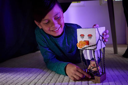 Minecraft Action Figure Set, Blast Attack Ghast with Lights