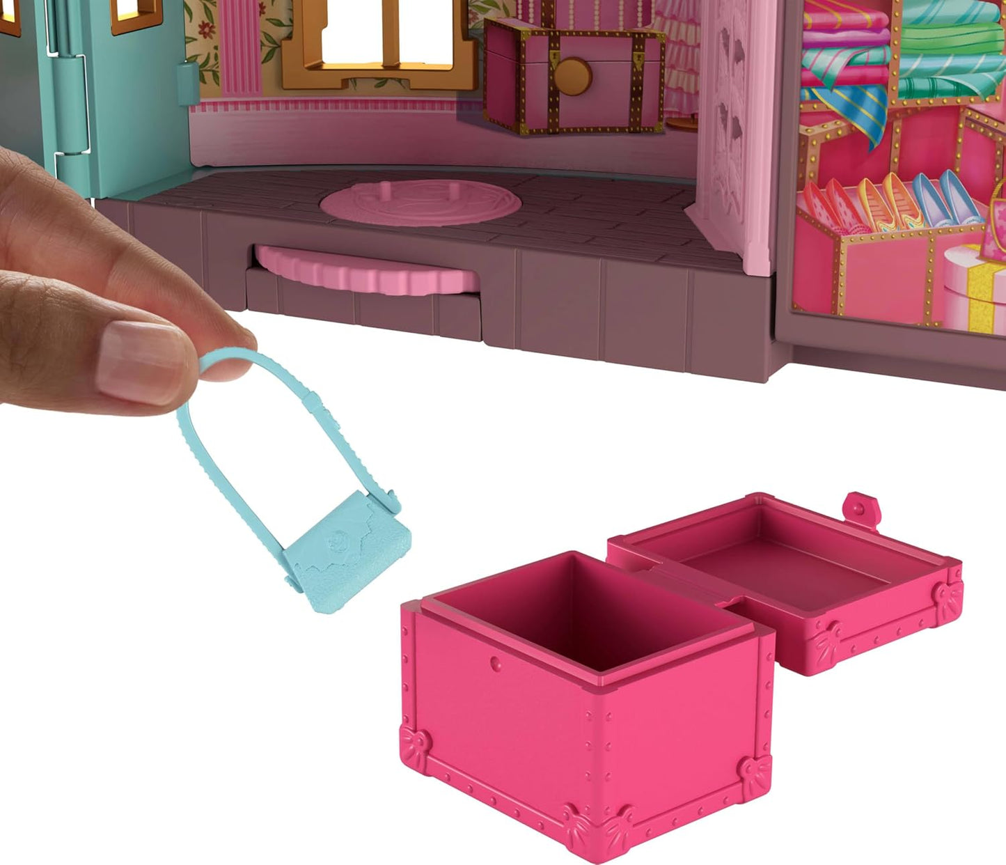 Mattel Wicked So Popular Dorm Small Doll Playset with 3 Play Spaces & 9 Accessories, Inspired by Universal Pictures’ Movie