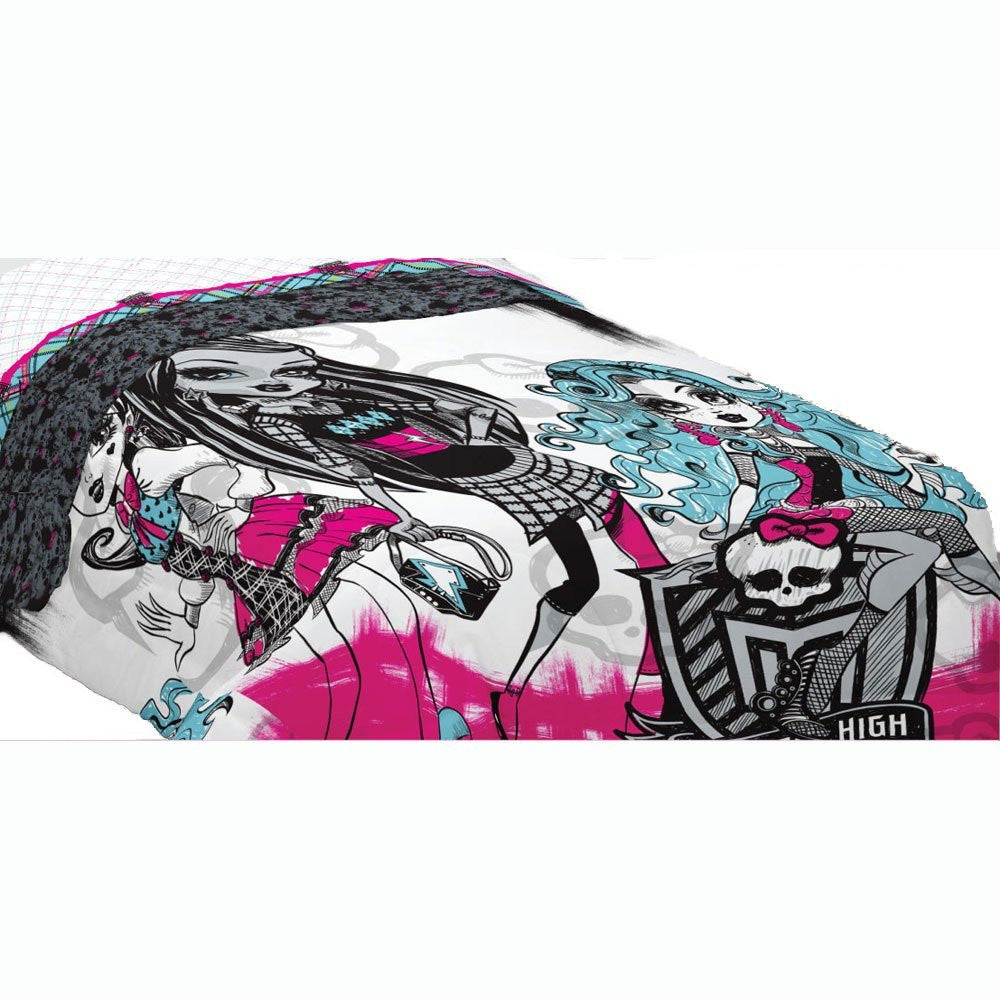 Monster High Full Comforter, Shams, and Bedskirt