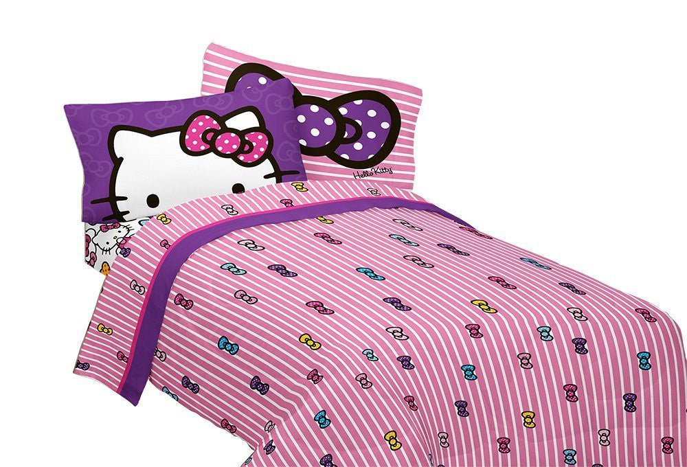 Hello Kitty 'What's Not to Love' Full Size Sheet Set