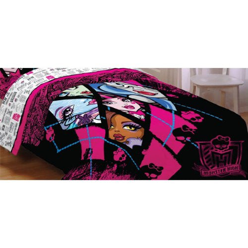 Monster High "Dolls Ghouls Back" Twin/Full Comforter