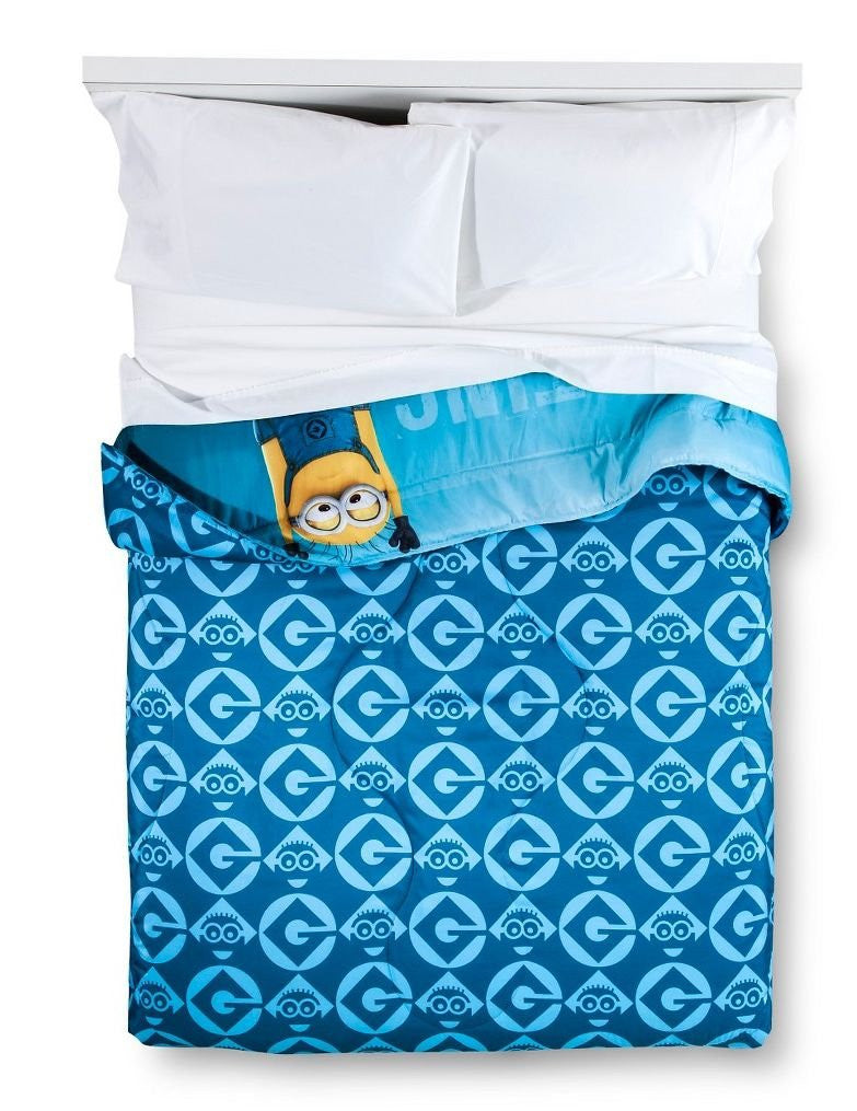 Despicable Me Minions At Work Full Size Comforter
